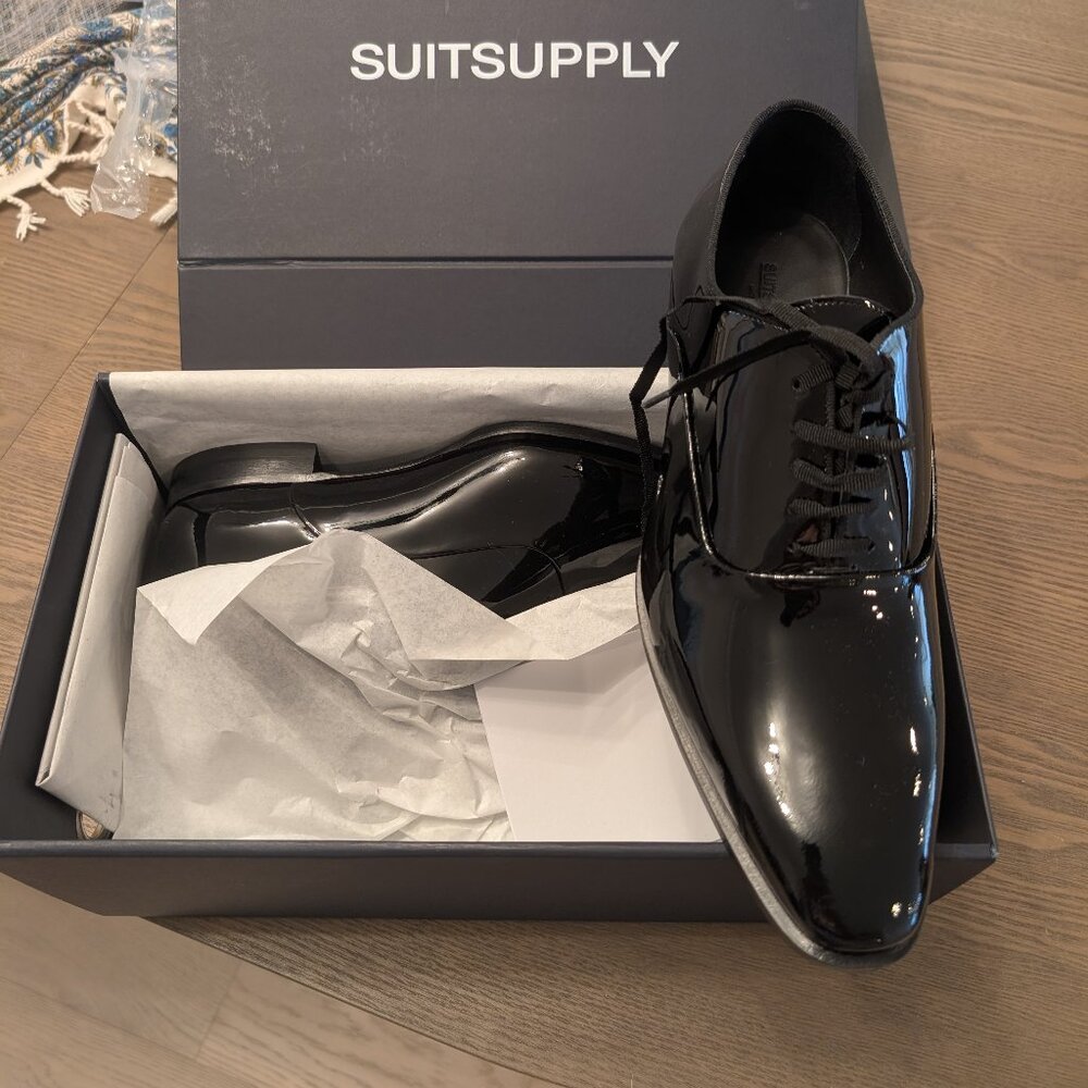 NWT Tuxedo shoes